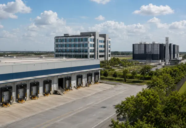 ALZR11 eleva projeção de rendimentos, recompra cotas e vê imóveis valorizarem 2,9% ALZR11 eleva projeção de rendimentos, recompra cotas e vê imóveis valorizarem 2,9%