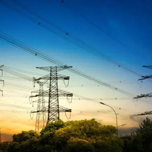 Juízo eleva indenização por uso de área para linha de transmissão Juízo eleva indenização por uso de área para linha de transmissão